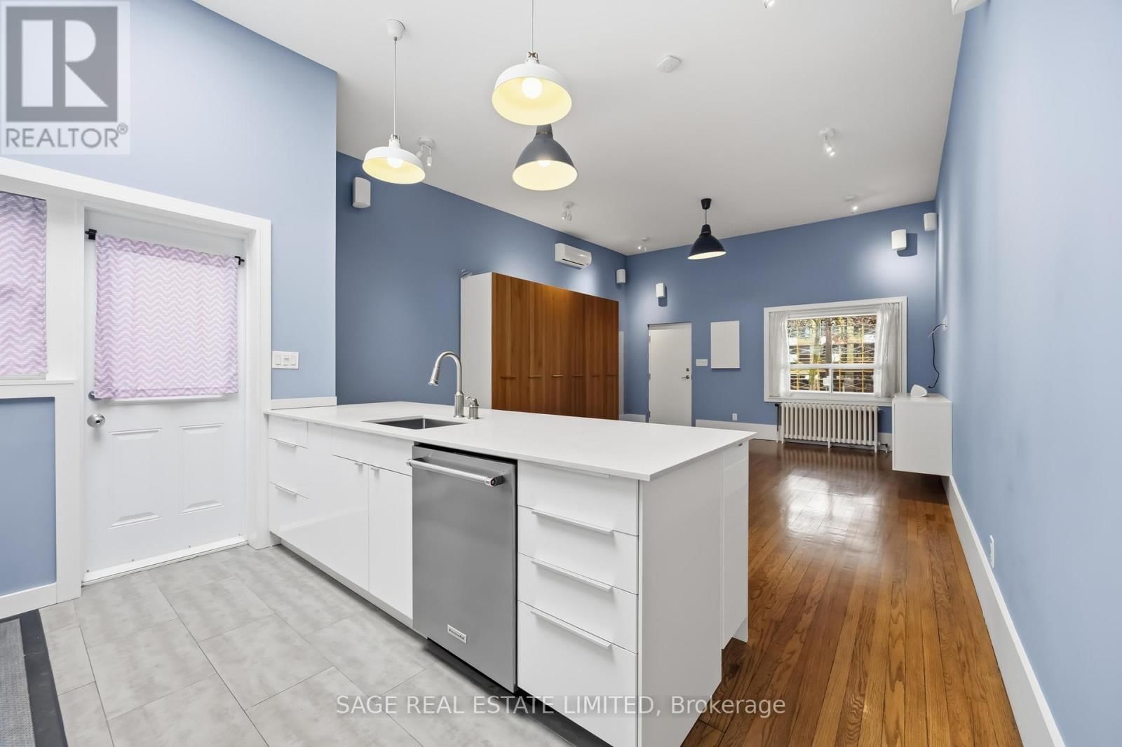 Upper - 251 HIGH PARK AVENUE Image 15