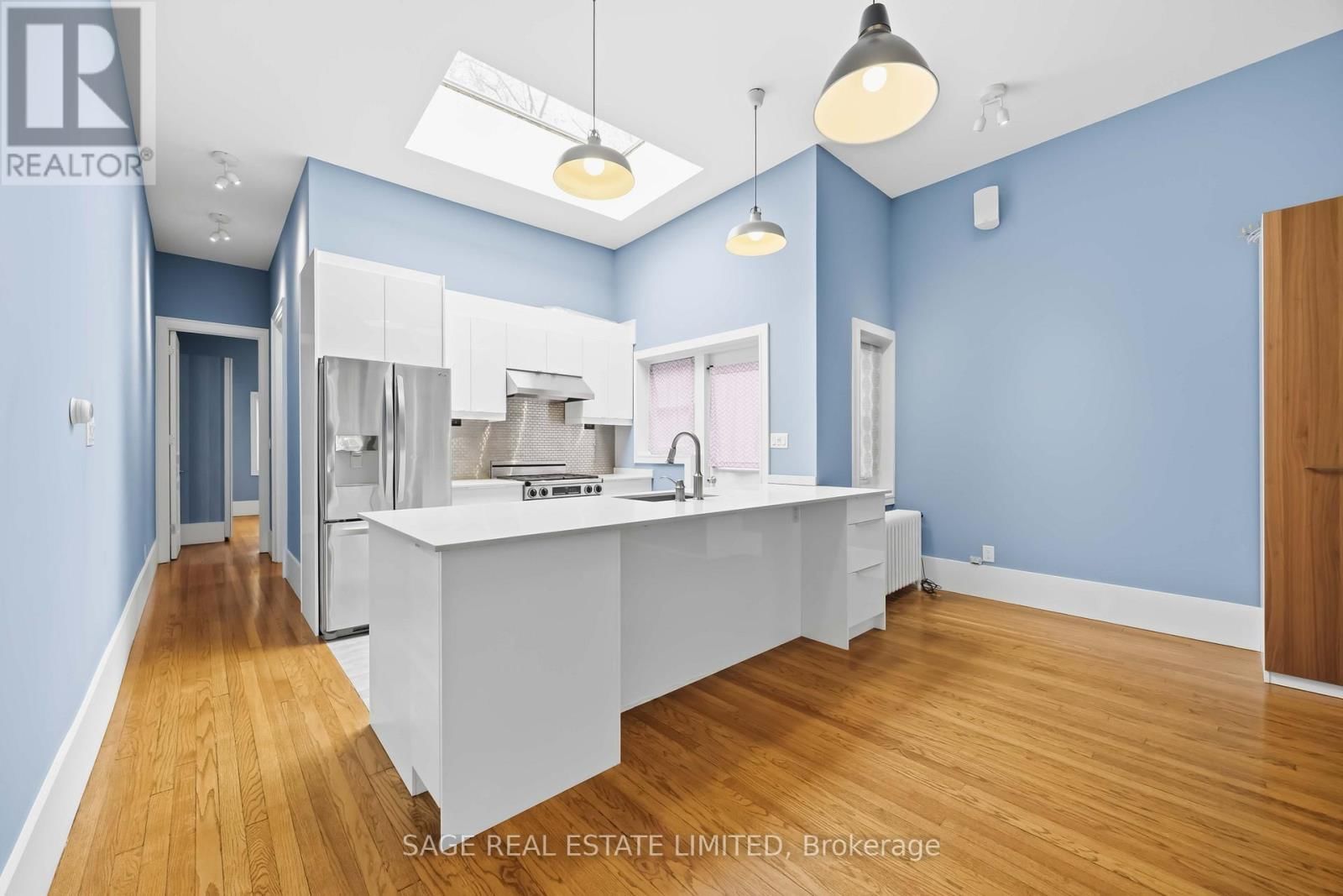 Upper - 251 HIGH PARK AVENUE Image 18