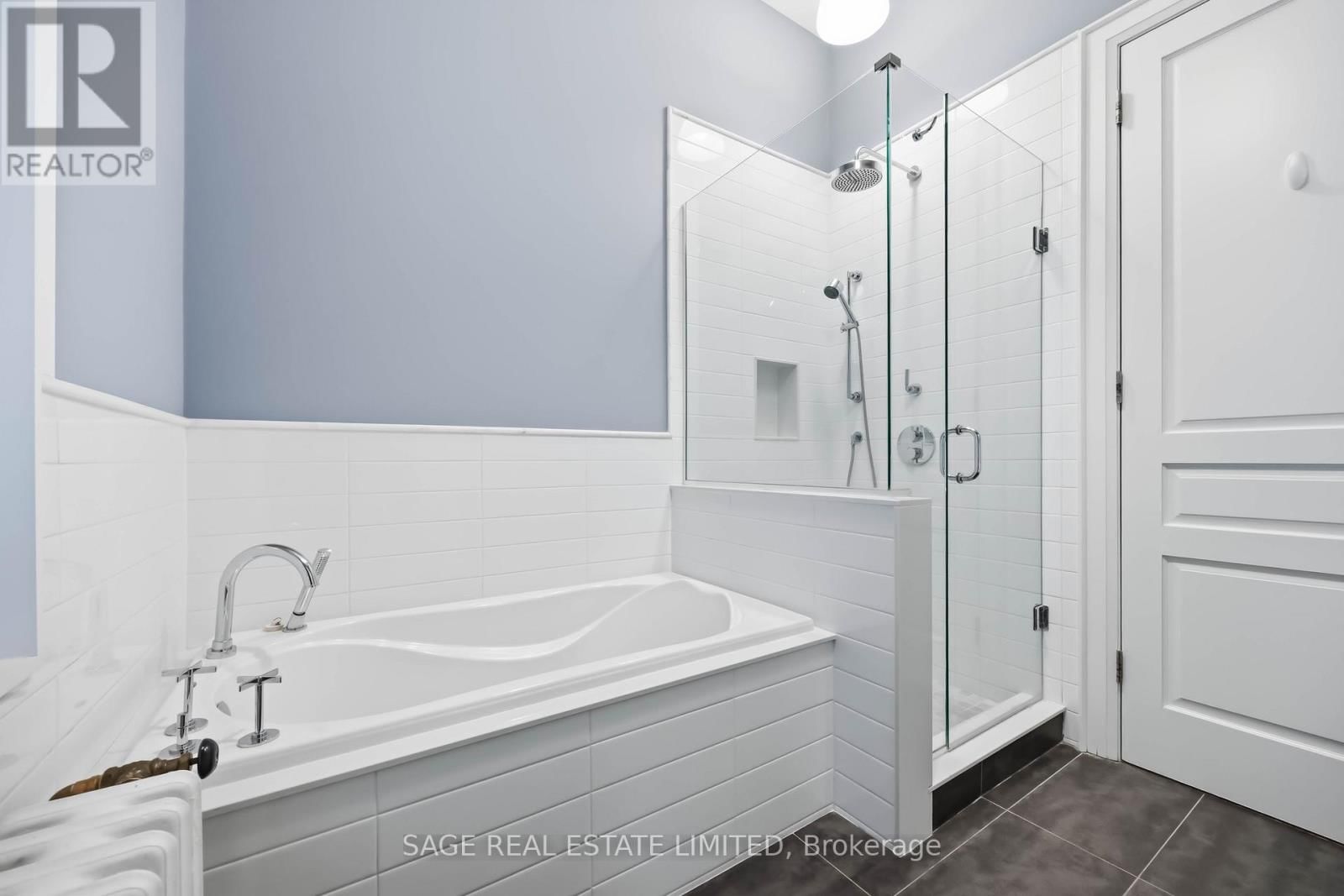 Upper - 251 HIGH PARK AVENUE Image 24