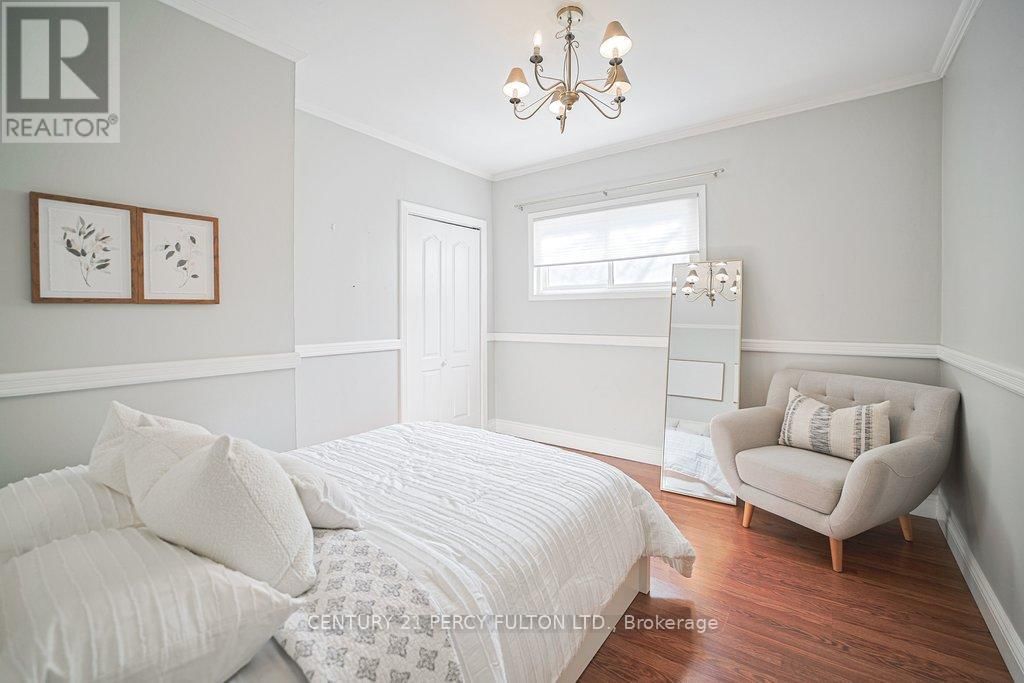 3 MILL STREET SOUTH Image 14