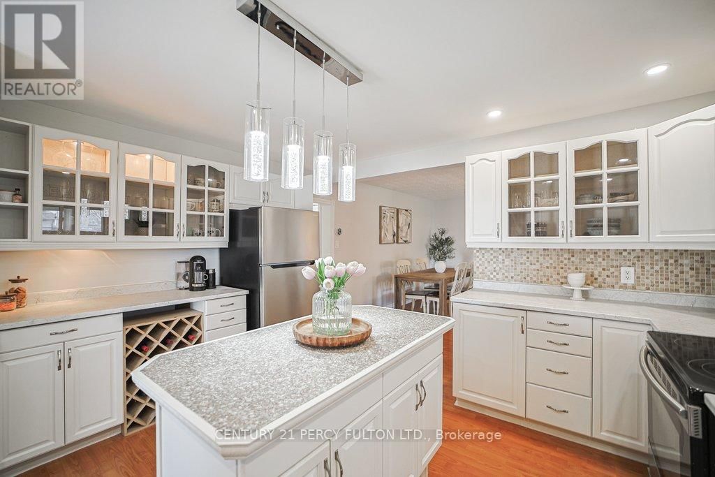 3 MILL STREET SOUTH Image 5