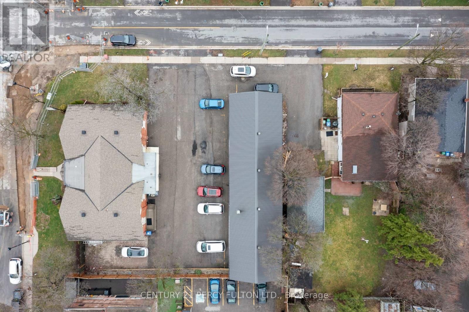 147 QUEEN STREET WEST Image 9