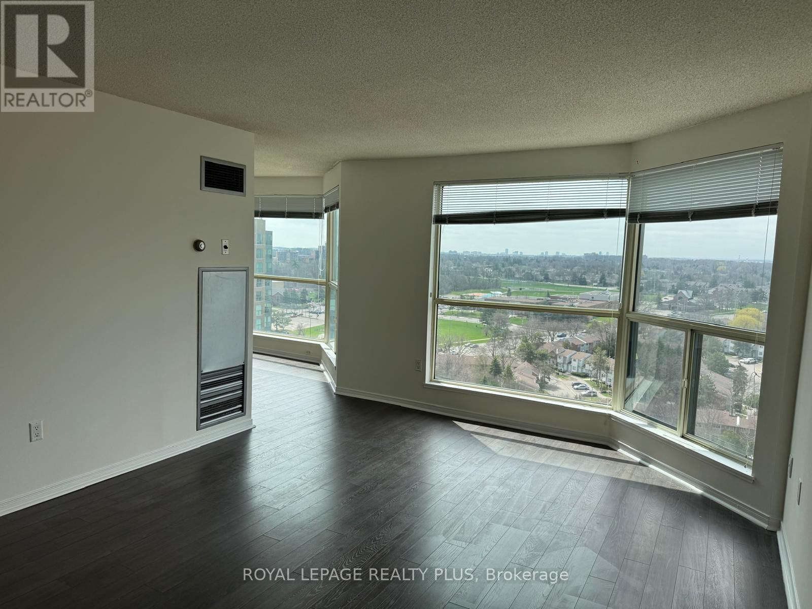 1808 - 2155 BURNHAMTHORPE ROAD WEST Image 7