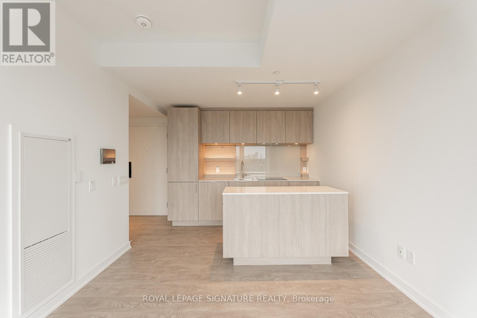 916 - 28 ANN STREET Image 7