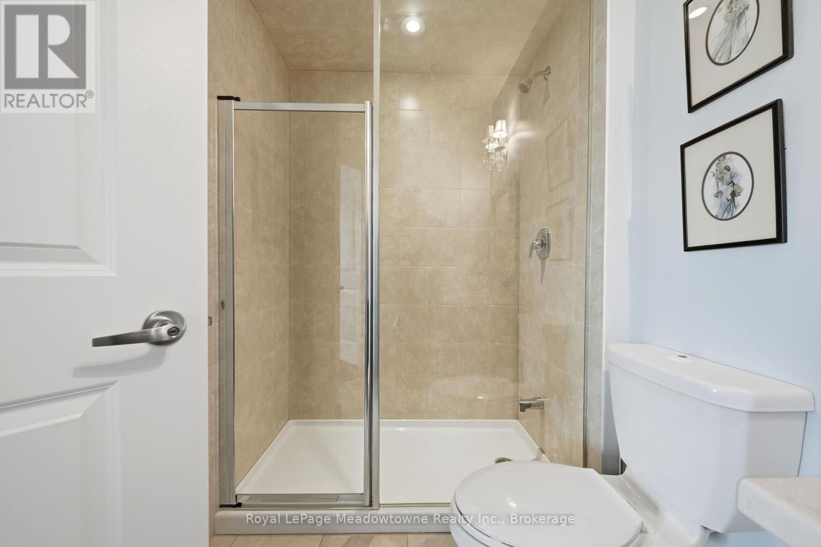 109 - 33 WHITMER STREET Image 20