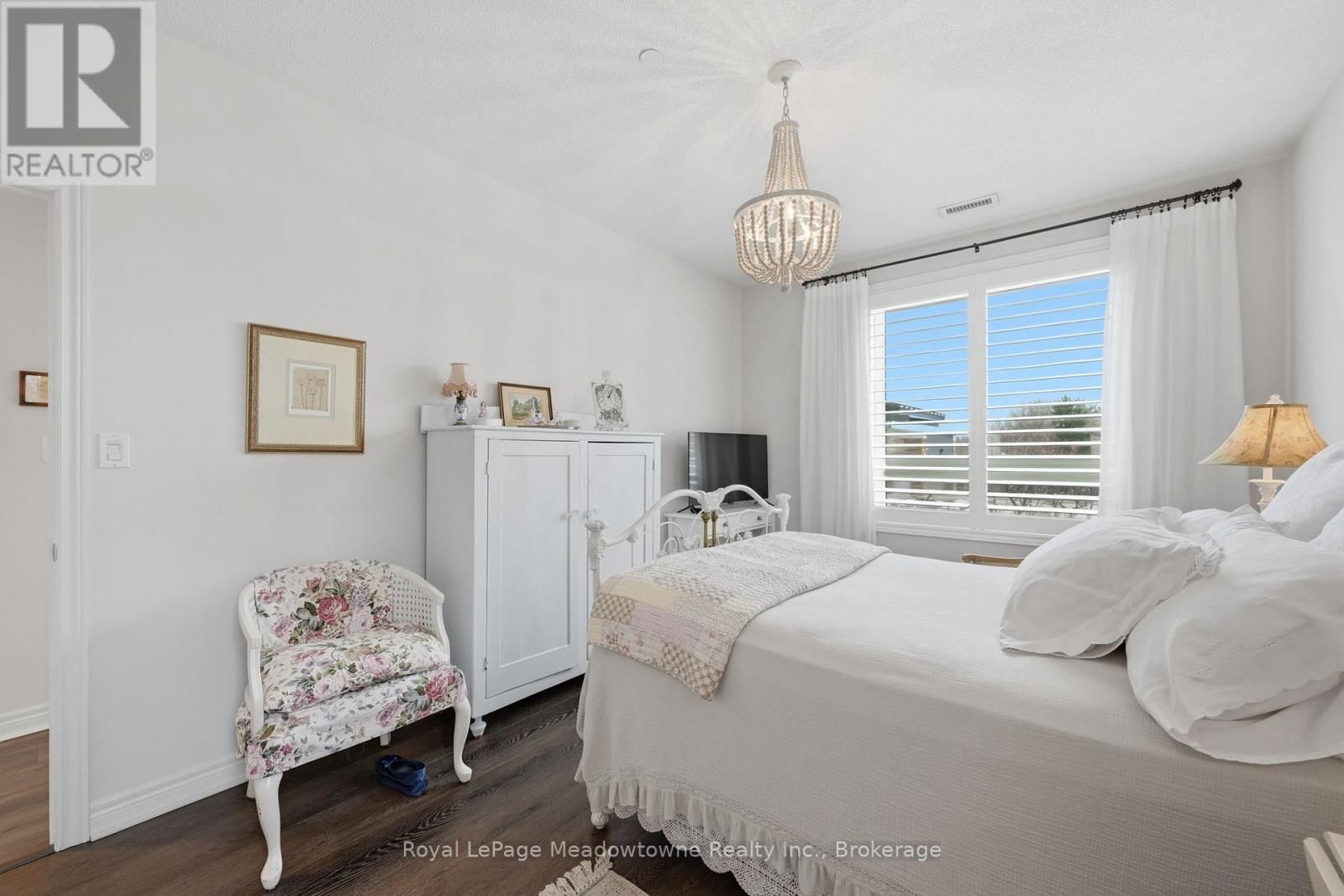 109 - 33 WHITMER STREET Image 23