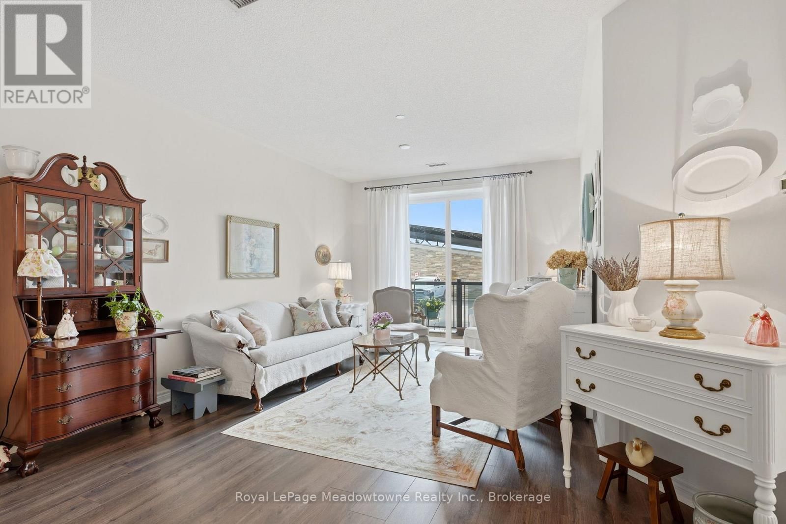 109 - 33 WHITMER STREET Image 7