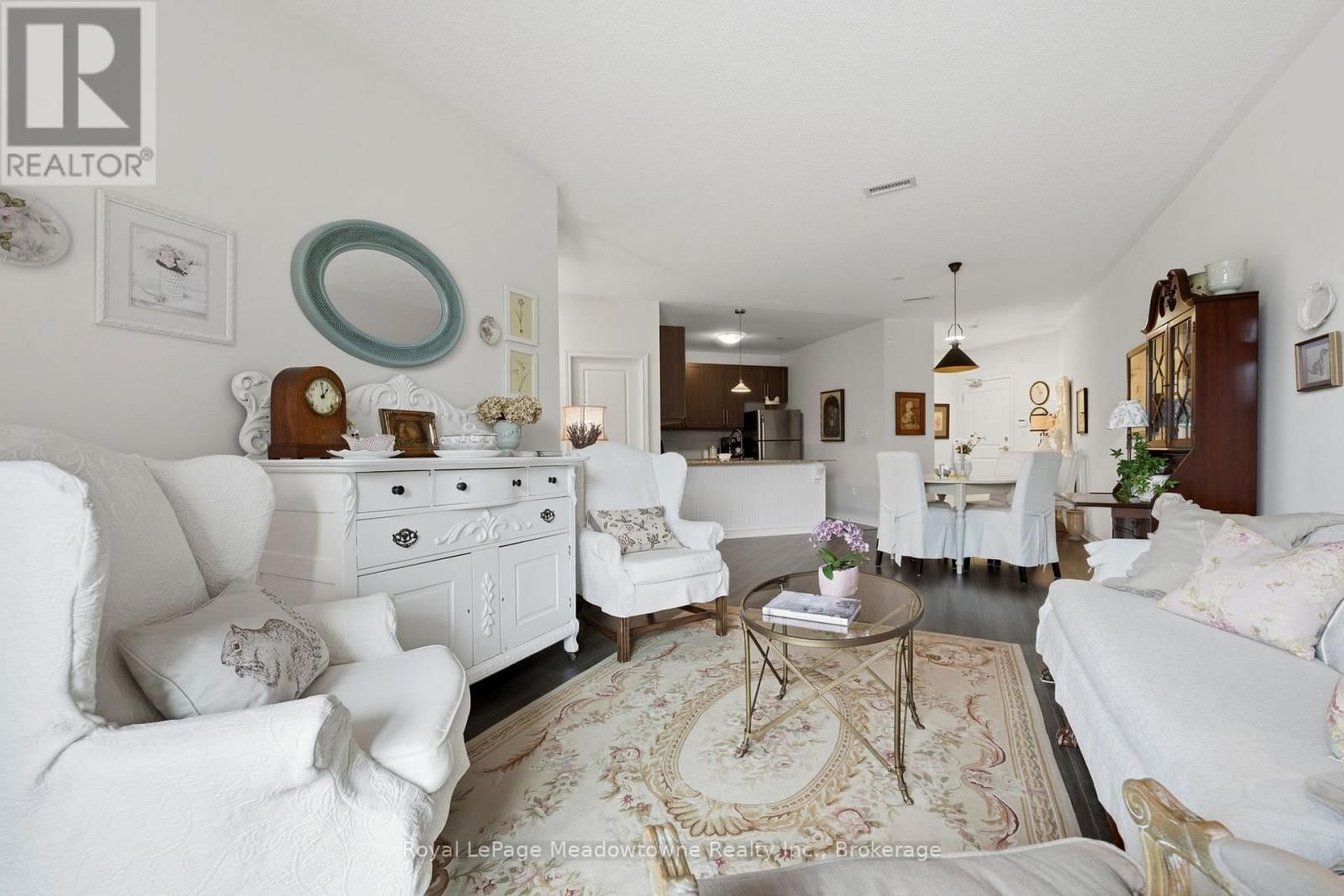 109 - 33 WHITMER STREET Image 9