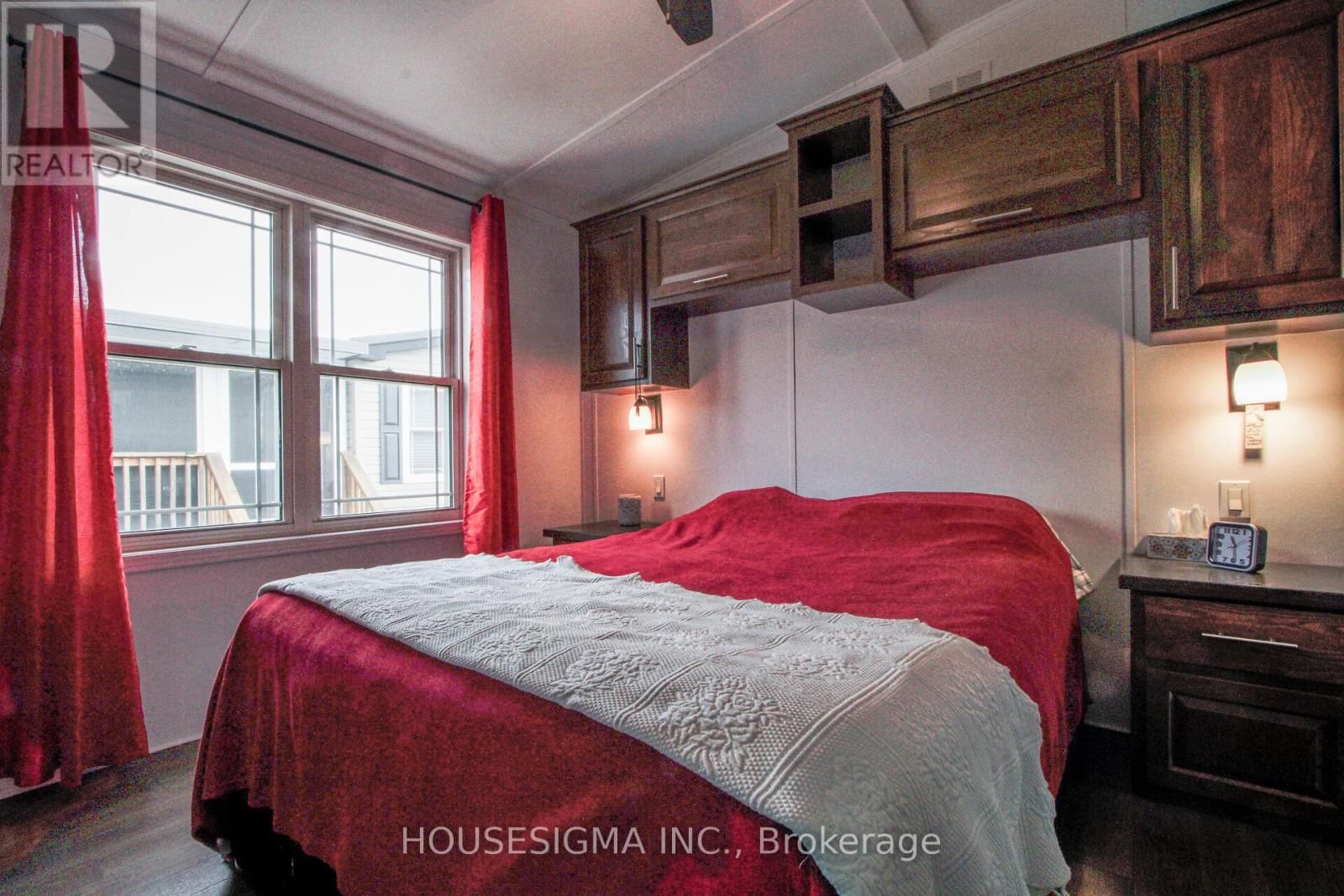 4449 MILBUROUGH - 5 TAMARAC LINE Image 15