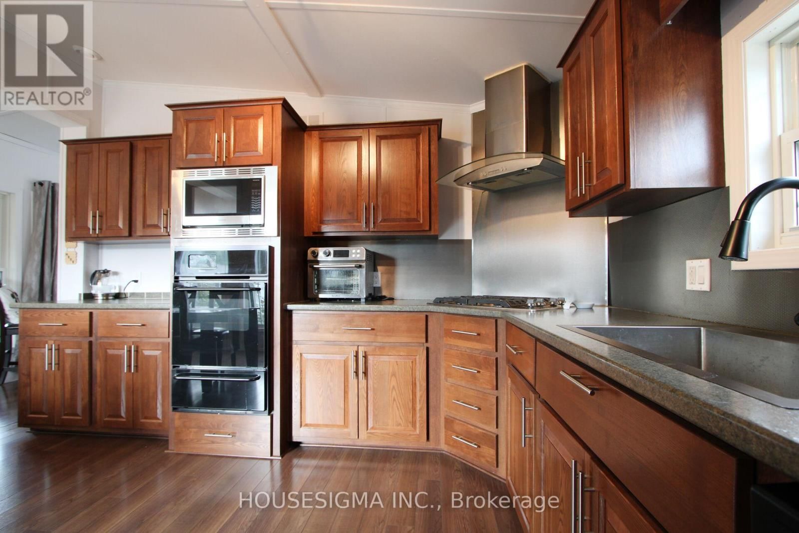 4449 MILBUROUGH - 5 TAMARAC LINE Image 8