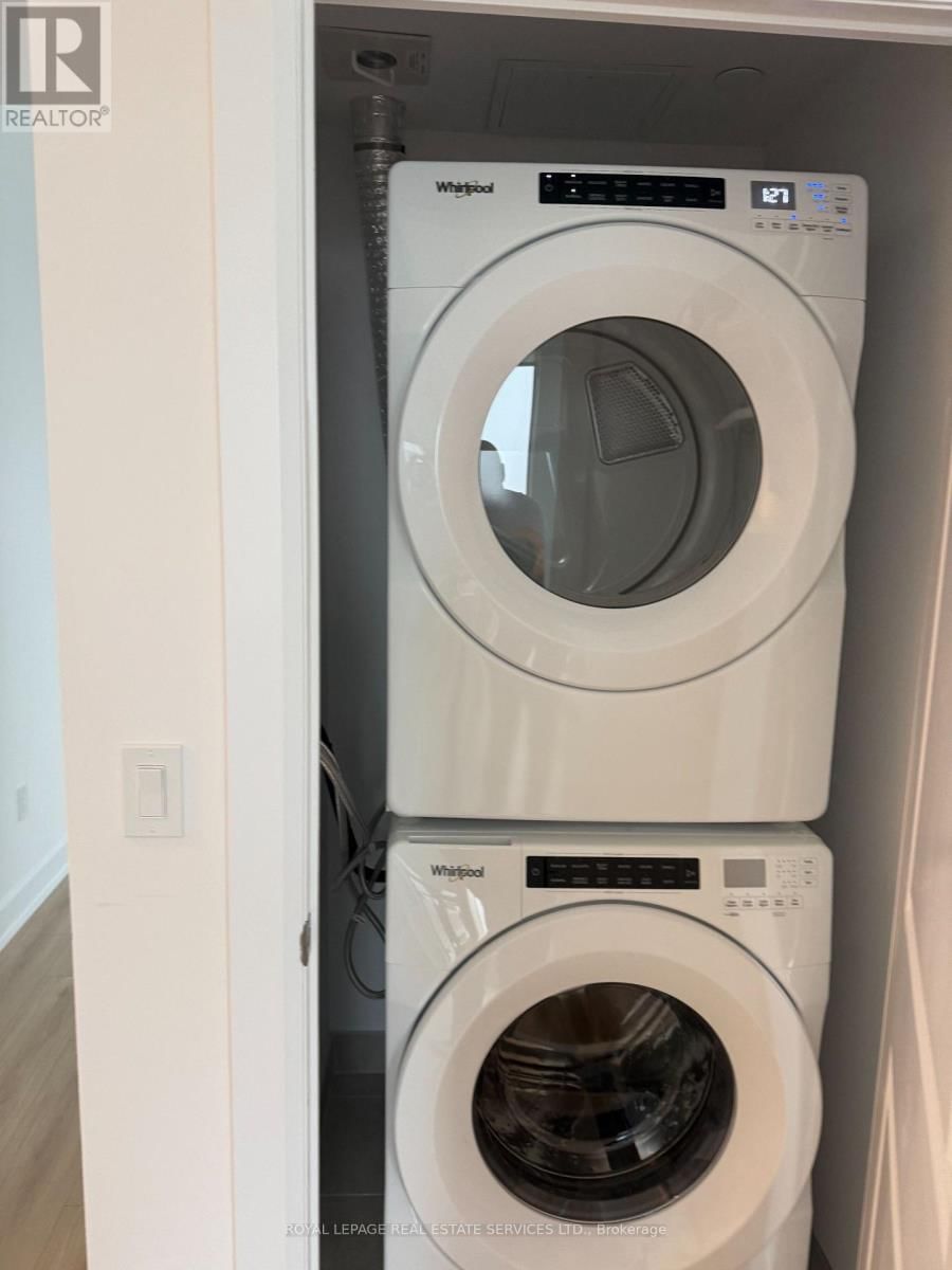 1203 - 3240 WILLIAM COLTSON AVENUE Image 12