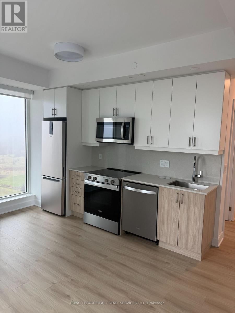 1203 - 3240 WILLIAM COLTSON AVENUE Image 2