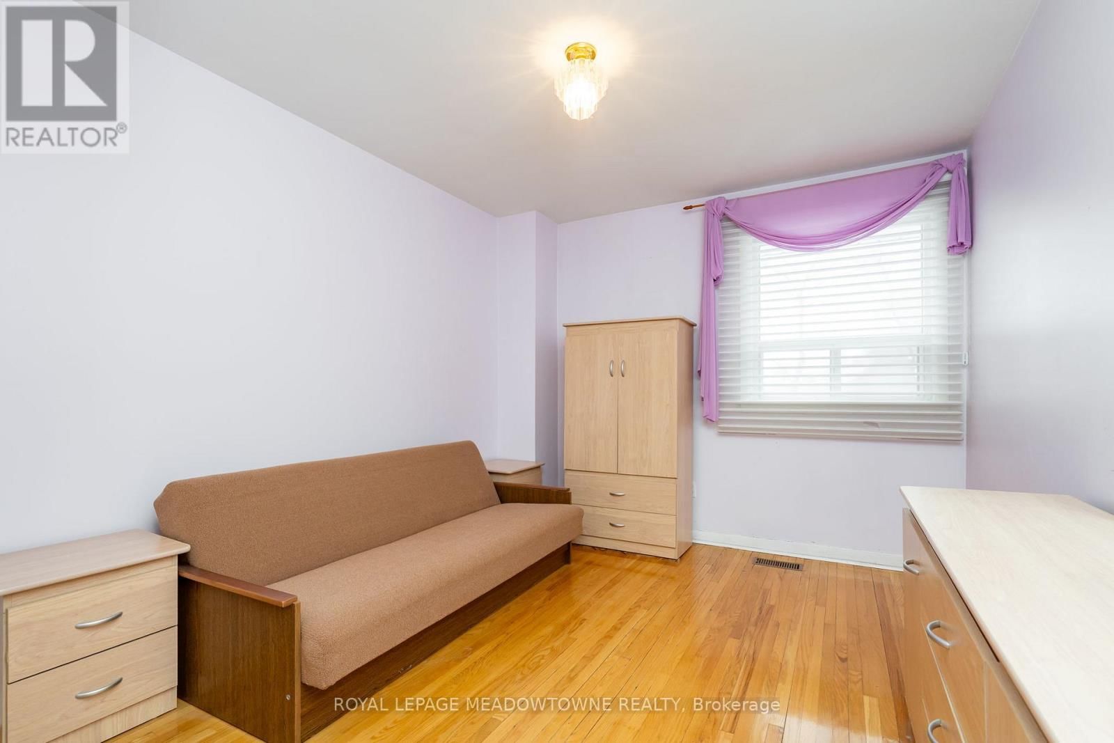 19 - 61 ARDGLEN DRIVE Image 18