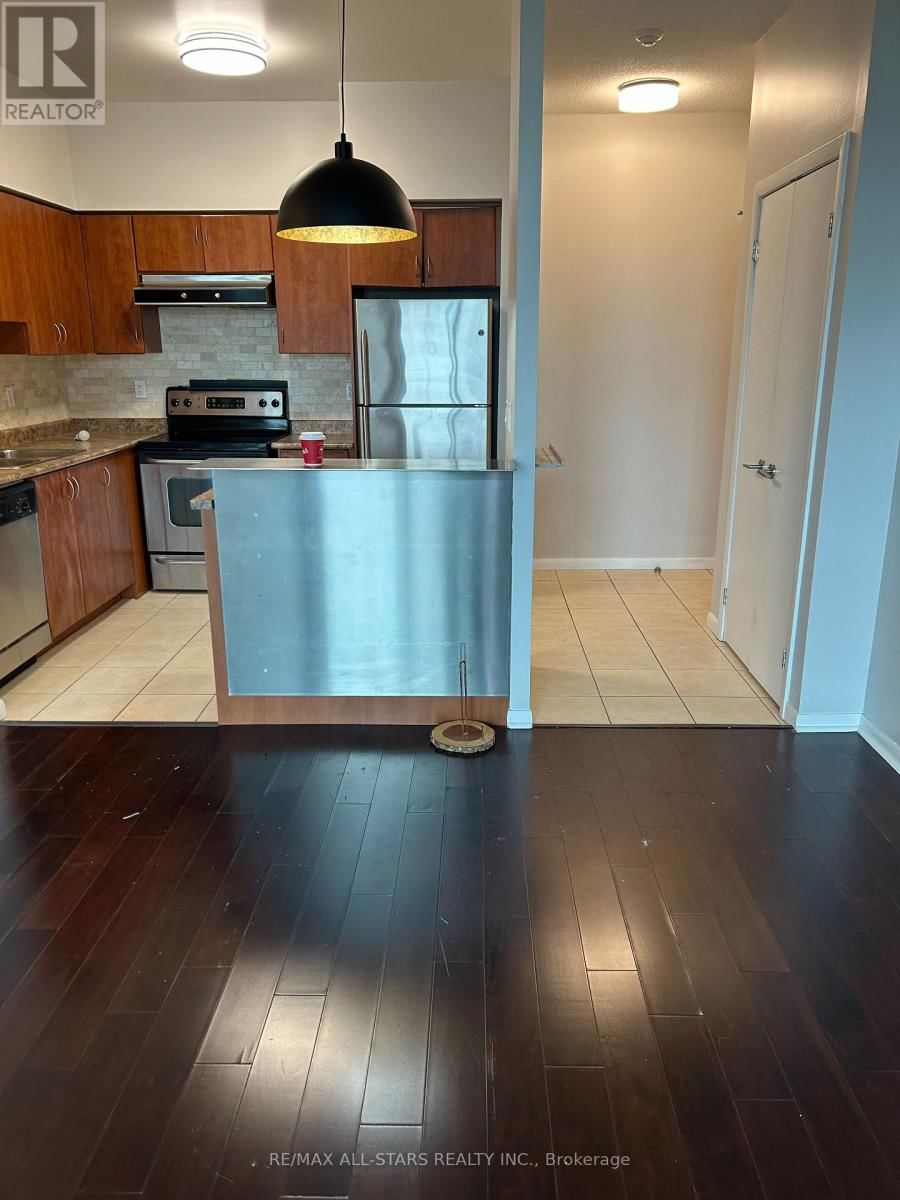 217 - 185 LEGION ROAD NORTH Image 12