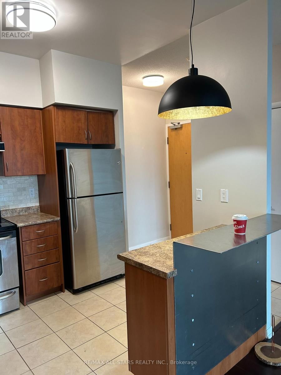 217 - 185 LEGION ROAD NORTH Image 13