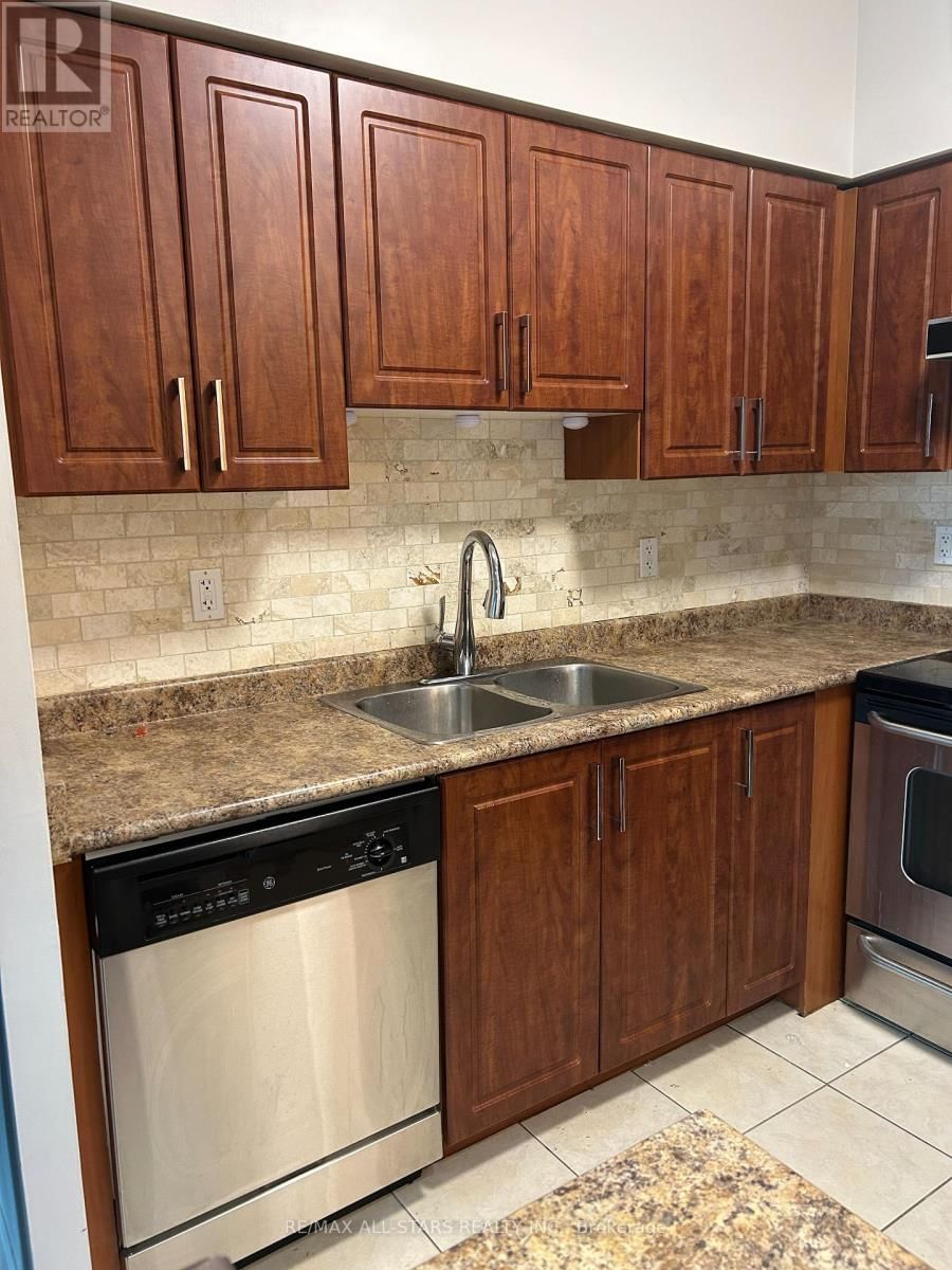 217 - 185 LEGION ROAD NORTH Image 14