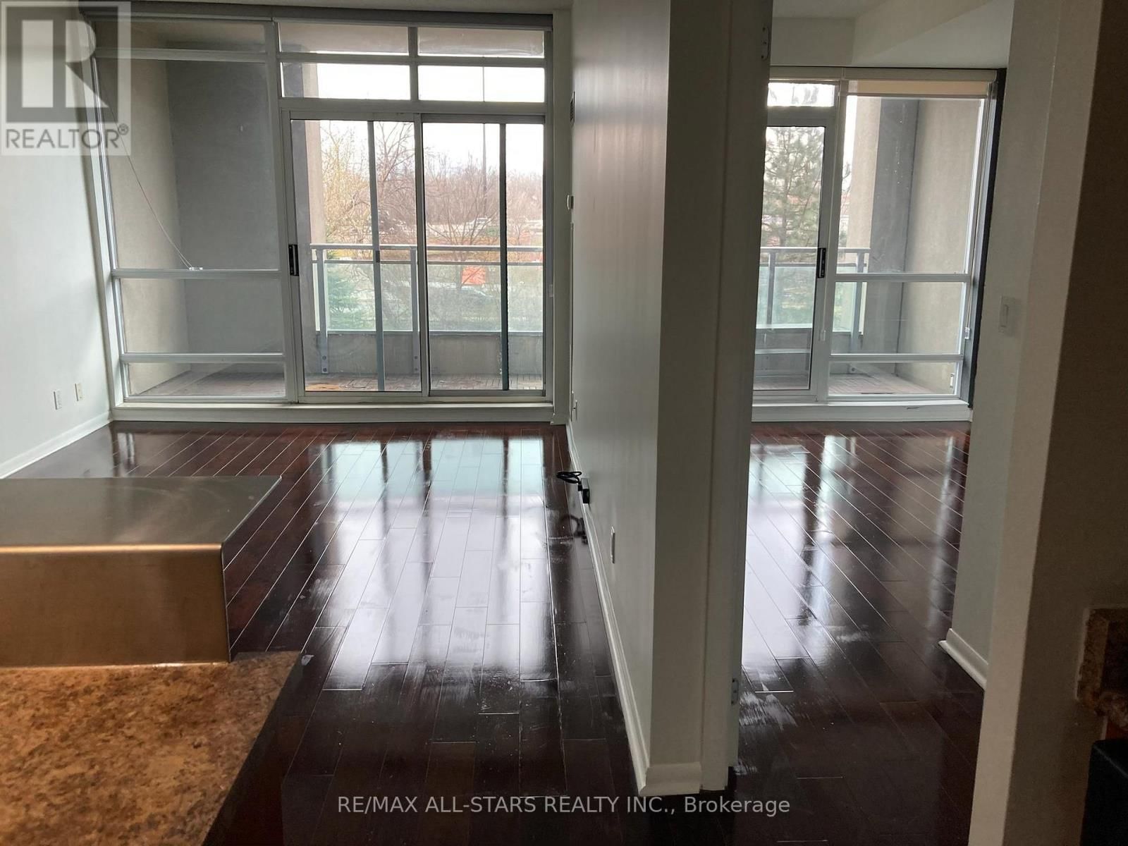 217 - 185 LEGION ROAD NORTH Image 20