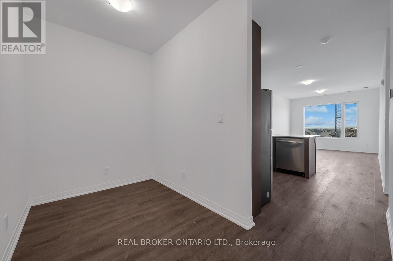 412 - 3265 CARDING MILL TRAIL Image 1