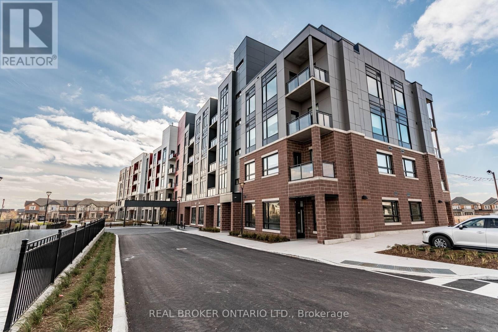 412 - 3265 CARDING MILL TRAIL Image 15