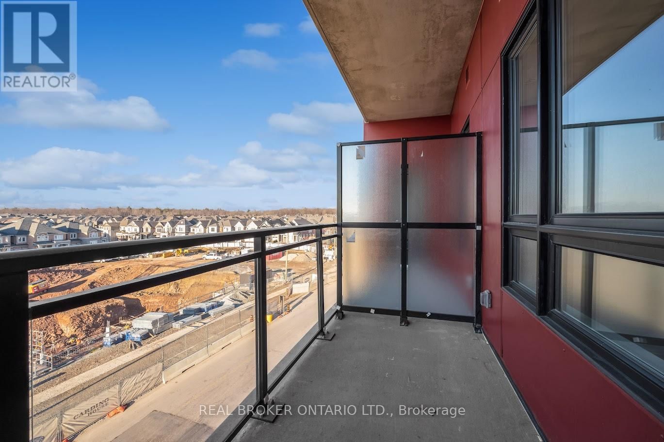 412 - 3265 CARDING MILL TRAIL Image 7