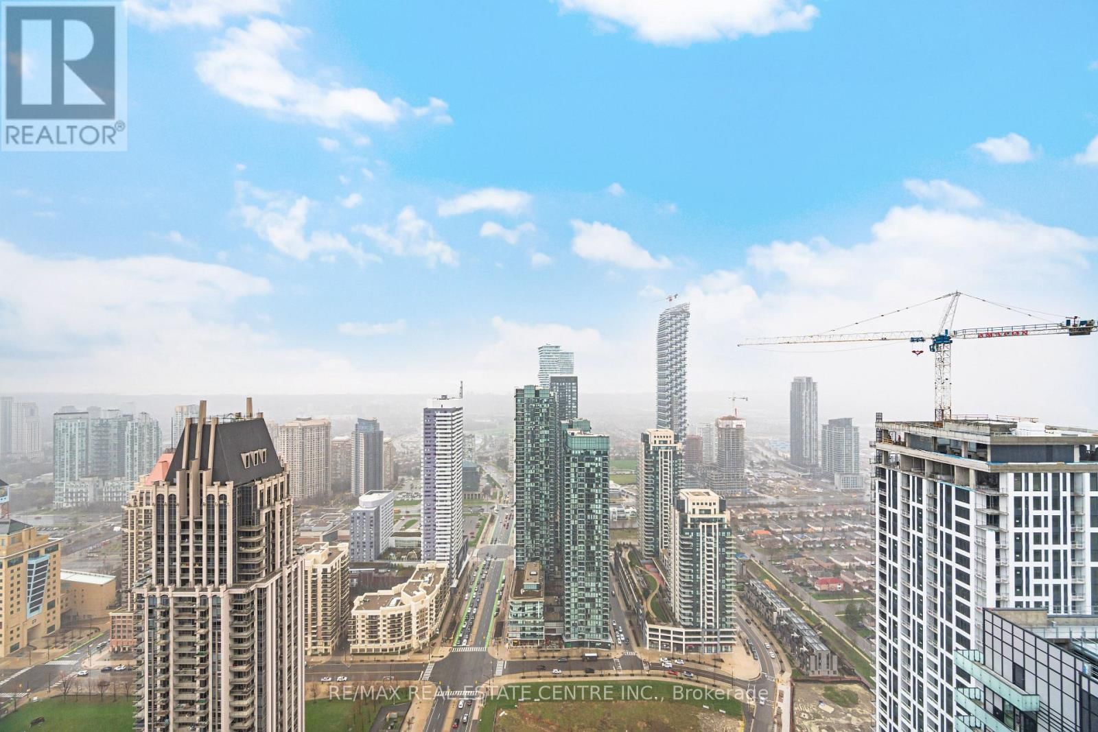 4905 - 430 SQUARE ONE DRIVE Image 27