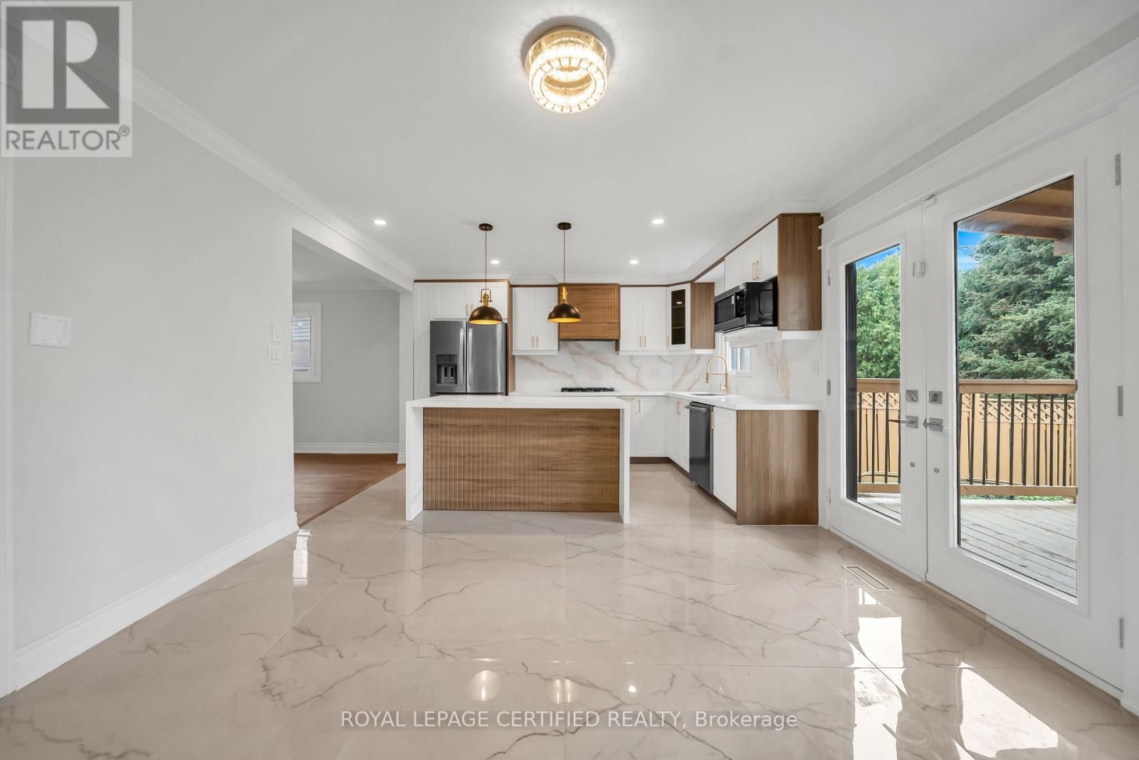 6062 PRAIRIE CIRCLE Image 10