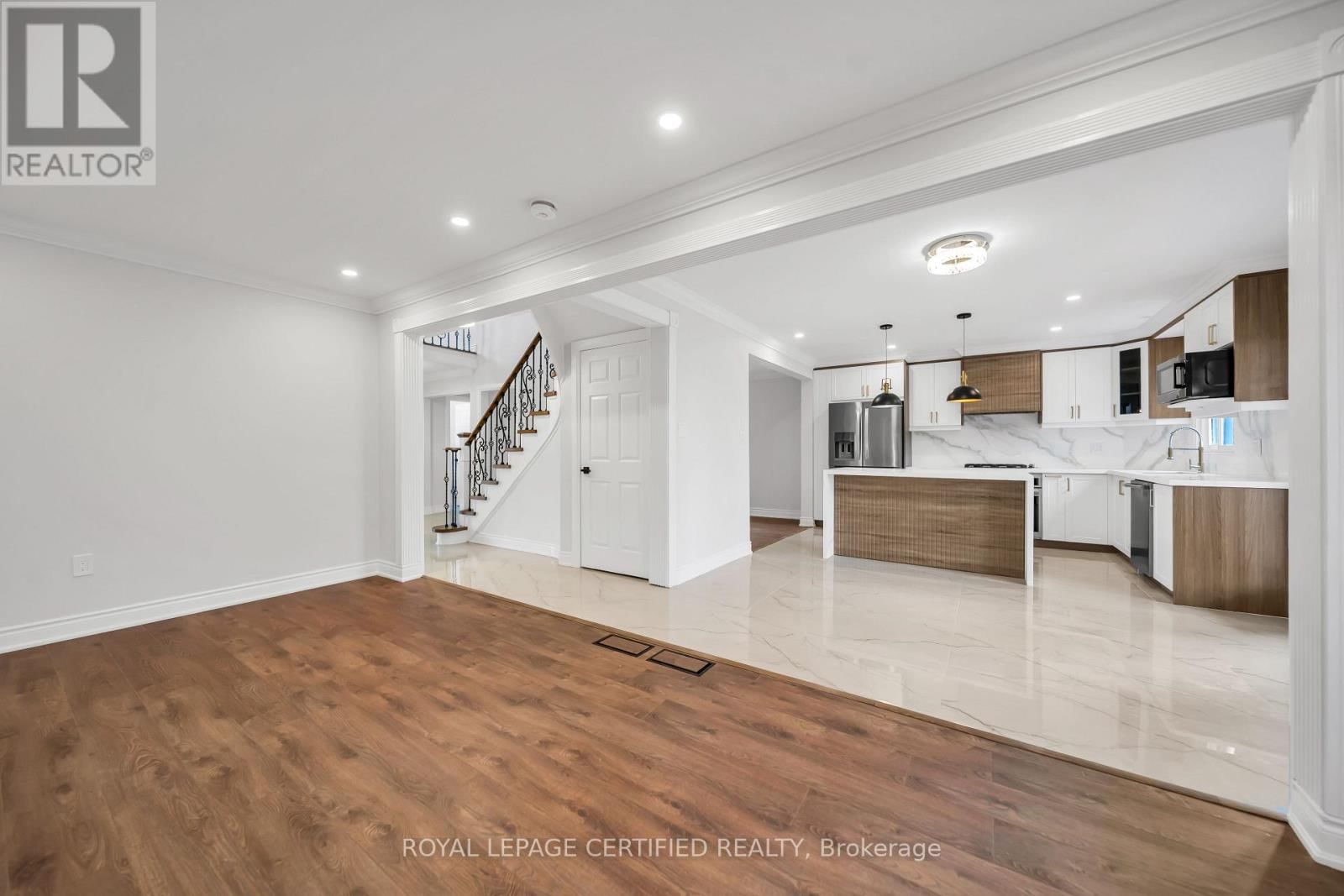 6062 PRAIRIE CIRCLE Image 13