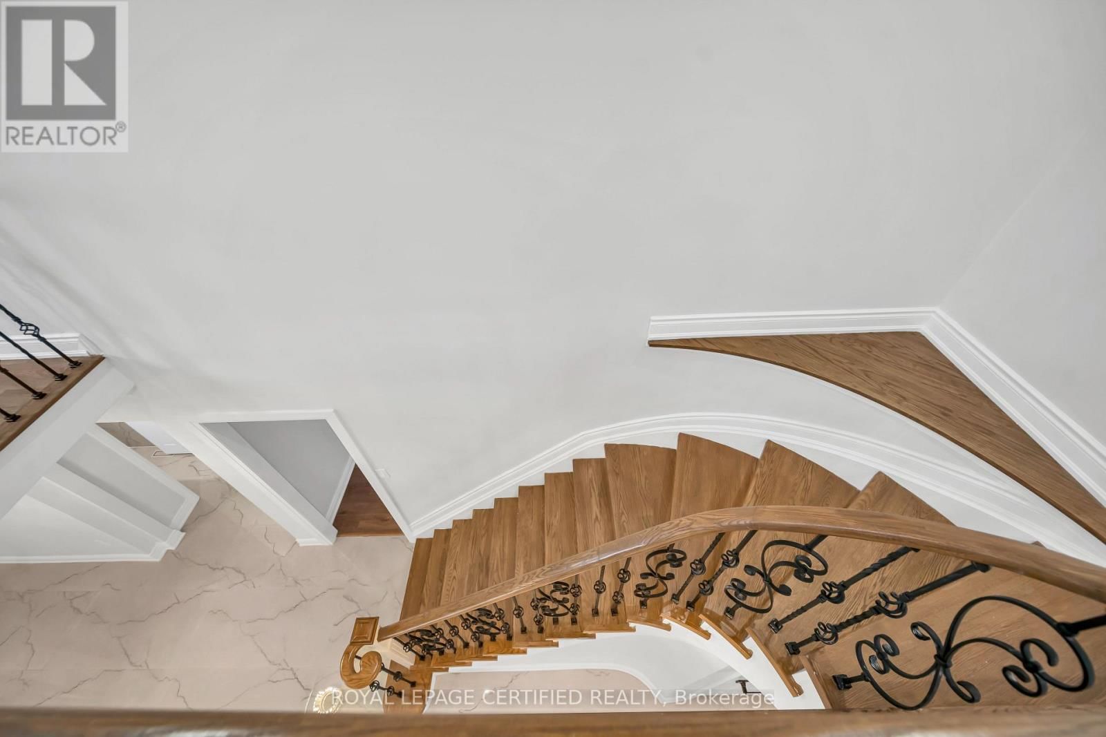 6062 PRAIRIE CIRCLE Image 31