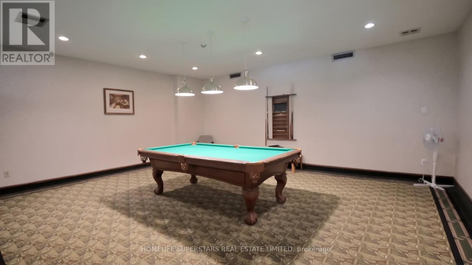 #301 - 26 HANOVER ROAD Image 48