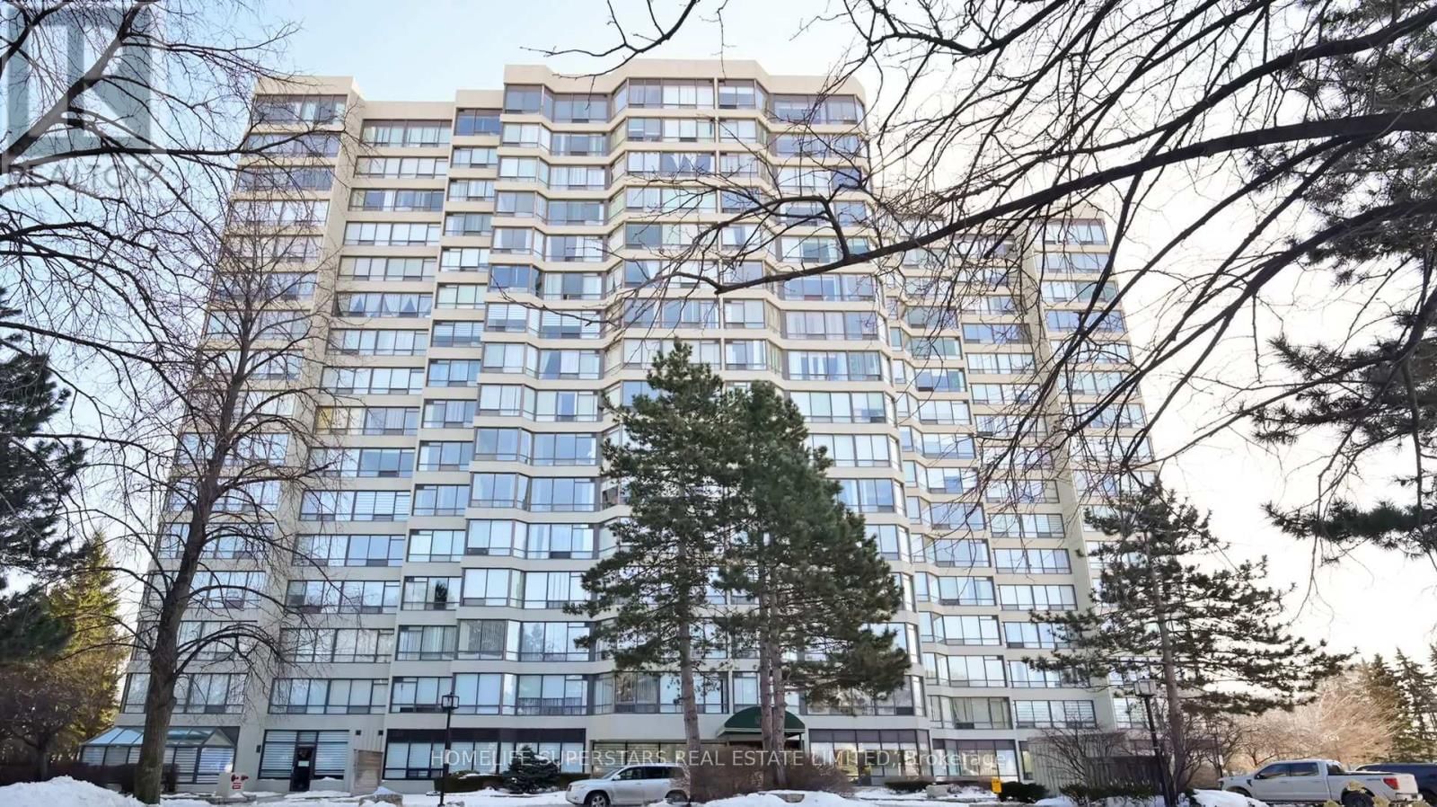 #301 - 26 HANOVER ROAD Image 7