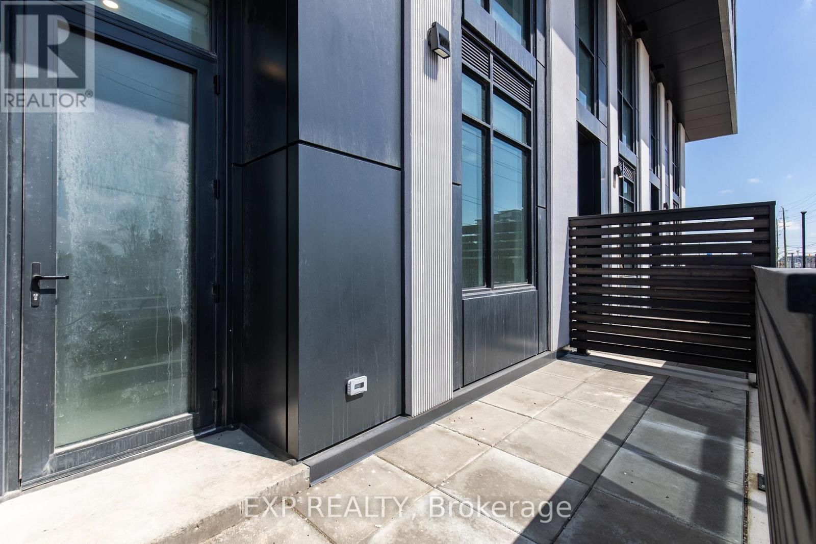 B108 - 3071 TRAFALGAR ROAD Image 26