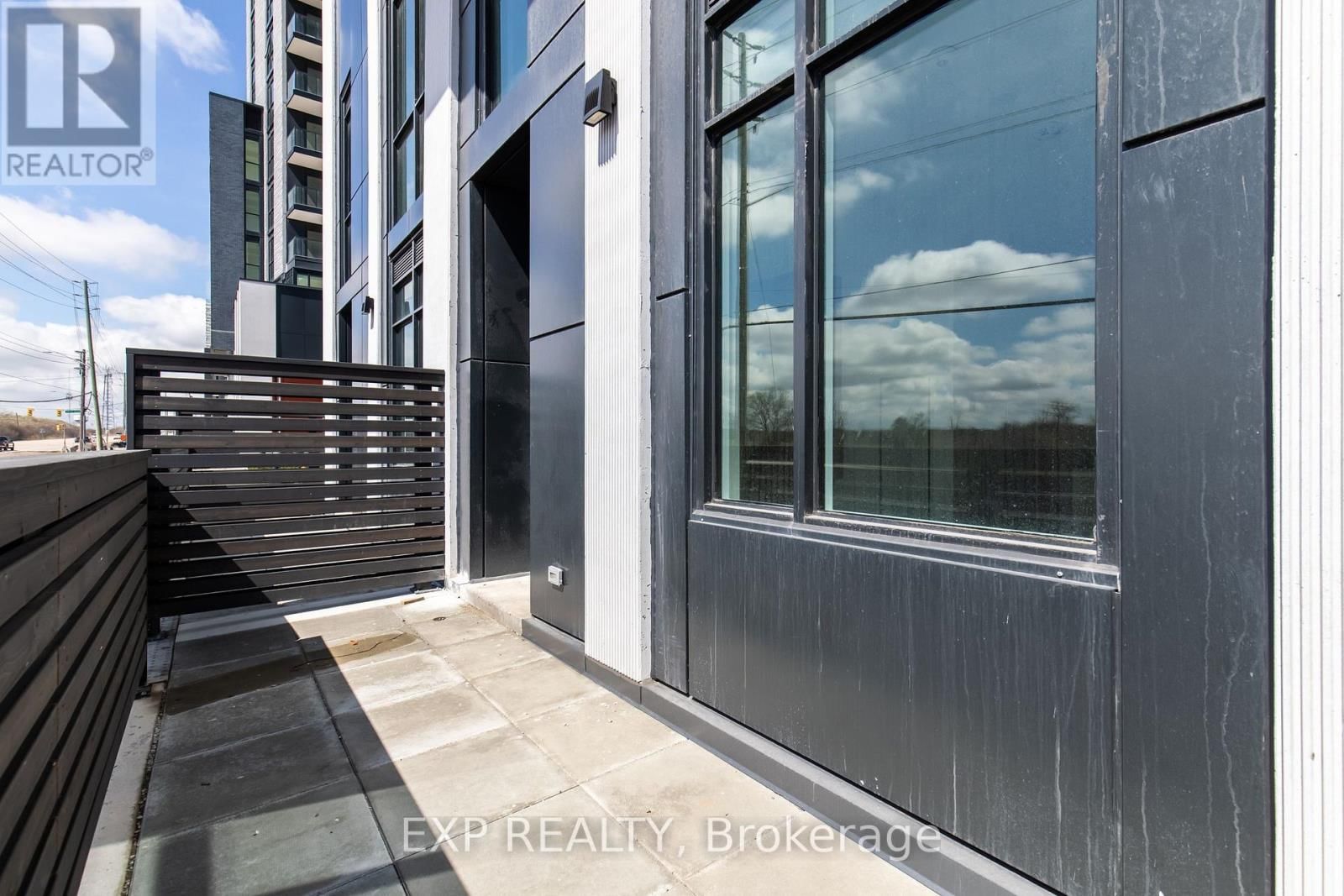 B108 - 3071 TRAFALGAR ROAD Image 27