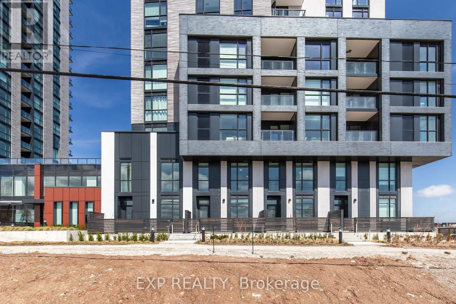 B108 - 3071 TRAFALGAR ROAD Image 30