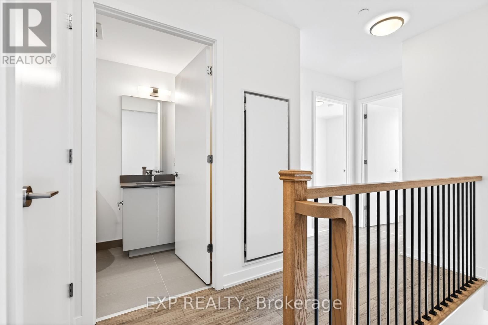 B108 - 3071 TRAFALGAR ROAD Image 31