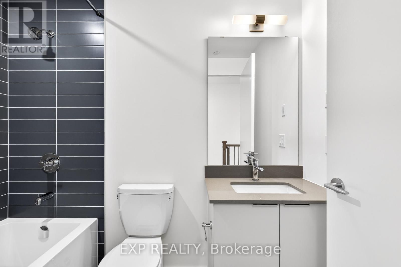 B108 - 3071 TRAFALGAR ROAD Image 33