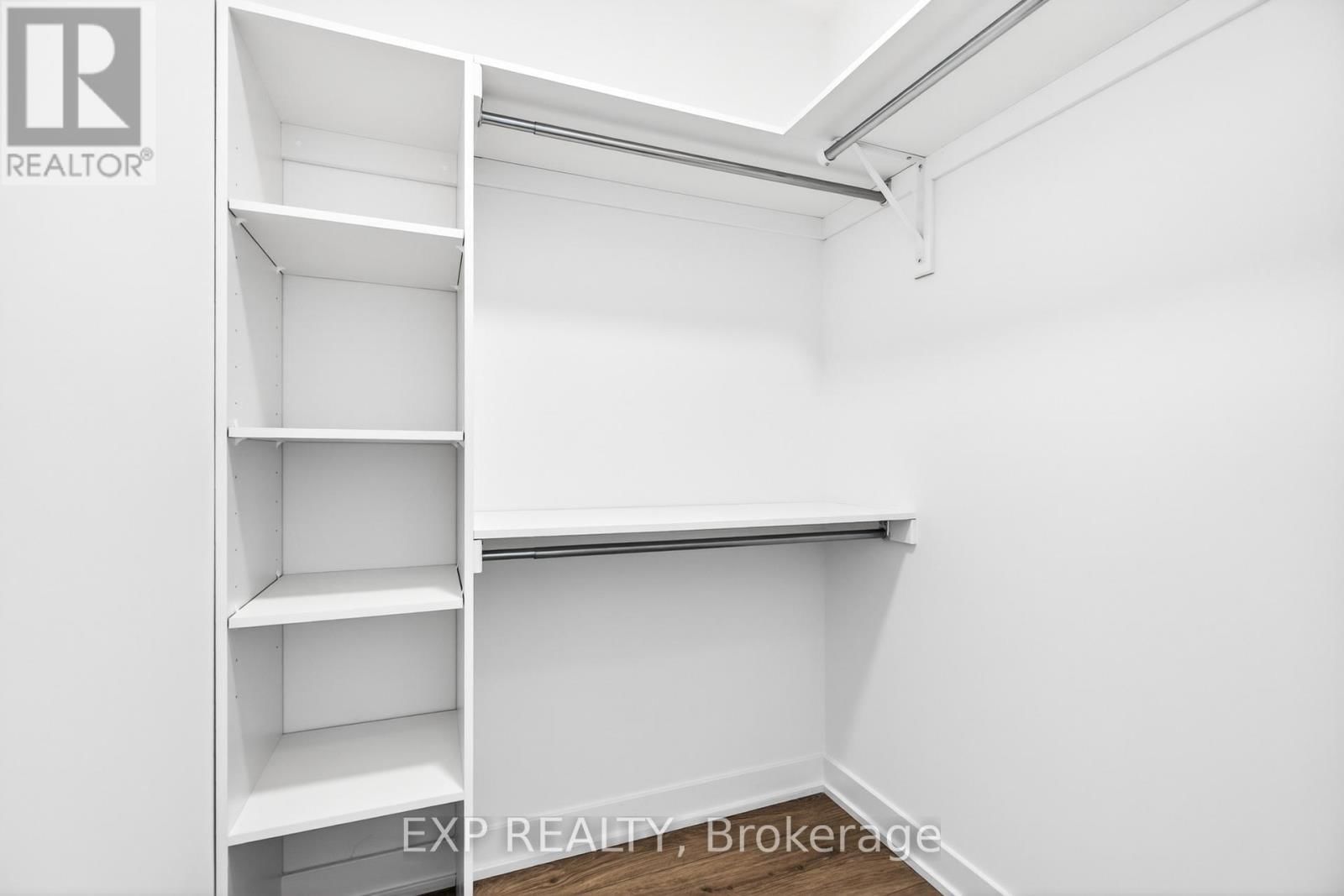 B108 - 3071 TRAFALGAR ROAD Image 43