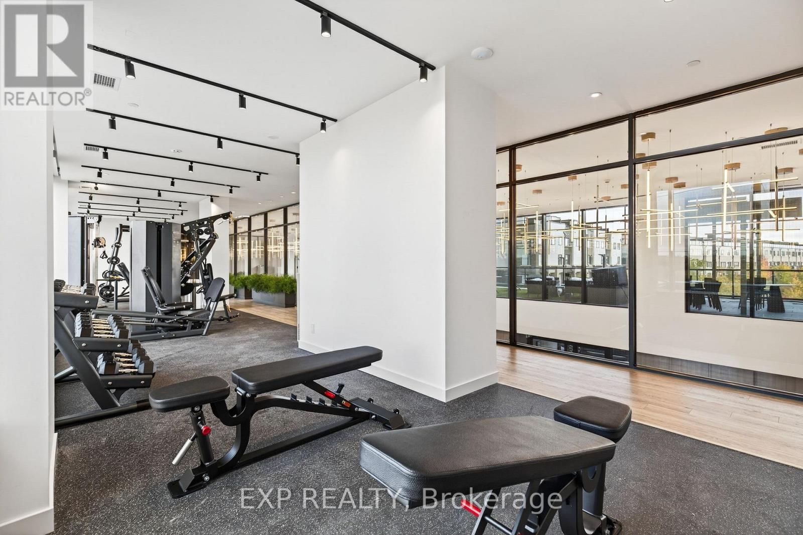 B108 - 3071 TRAFALGAR ROAD Image 46