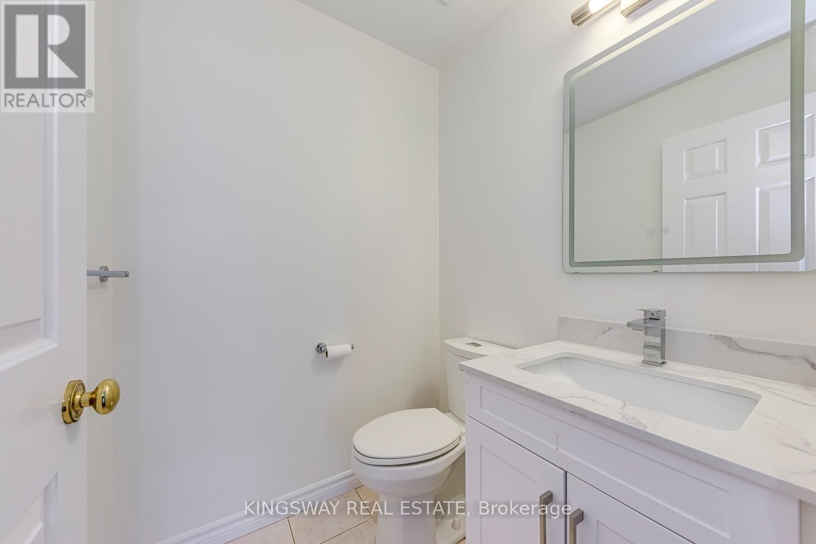 4020 MELFORT CRESCENT Image 24