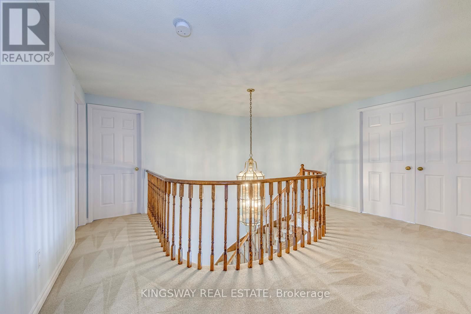 4020 MELFORT CRESCENT Image 26