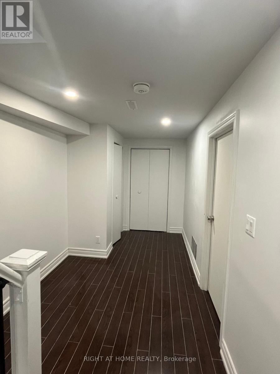 2802 HOLLINGTON CRESCENT Image 2