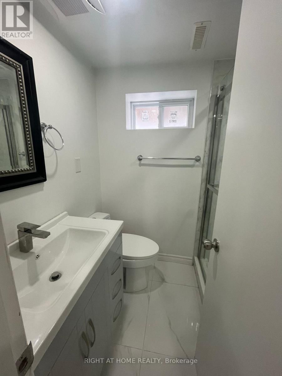 2802 HOLLINGTON CRESCENT Image 8