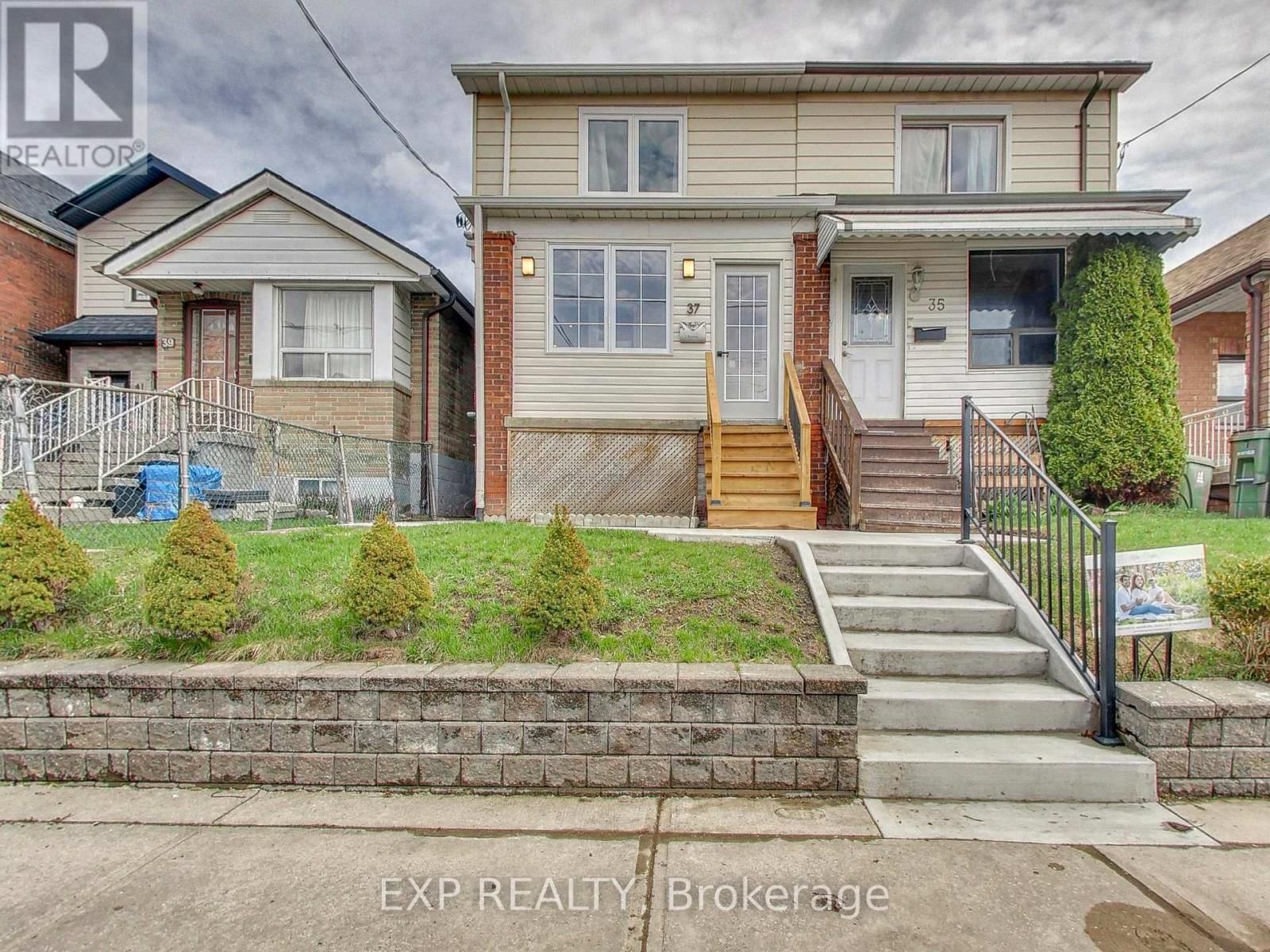 37 GILBERT AVENUE Image 1