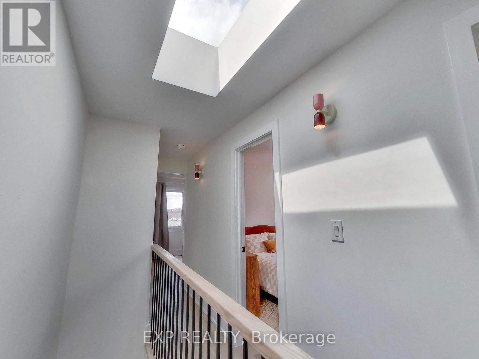 37 GILBERT AVENUE Image 14