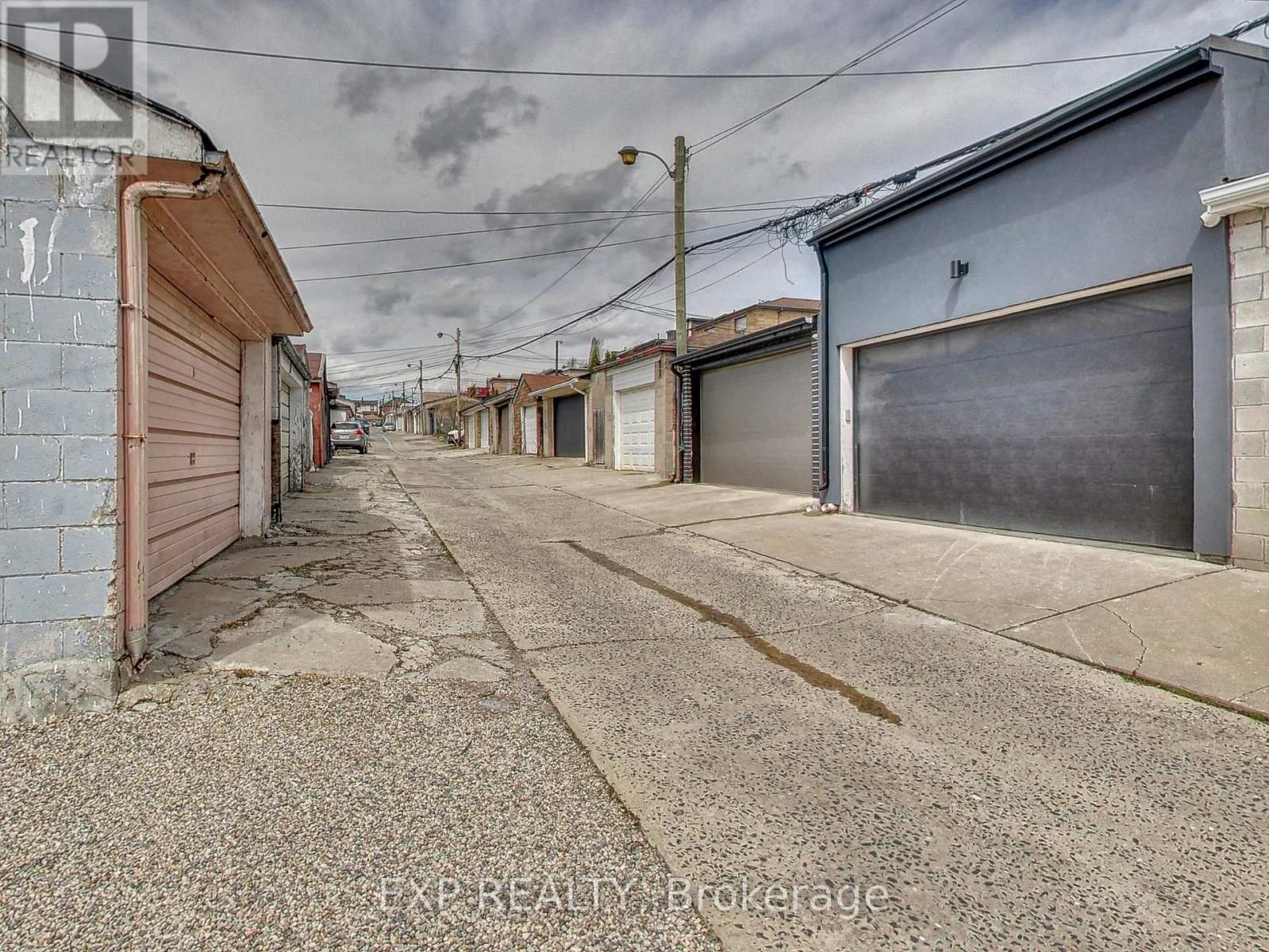 37 GILBERT AVENUE Image 34