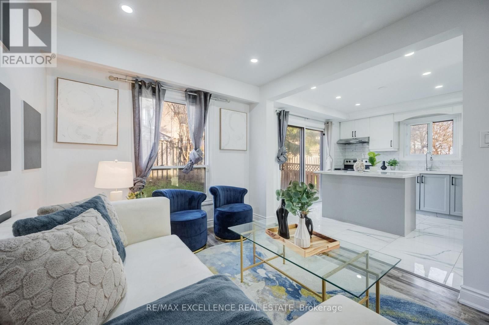 48 TRAVERSTON COURT Image 15