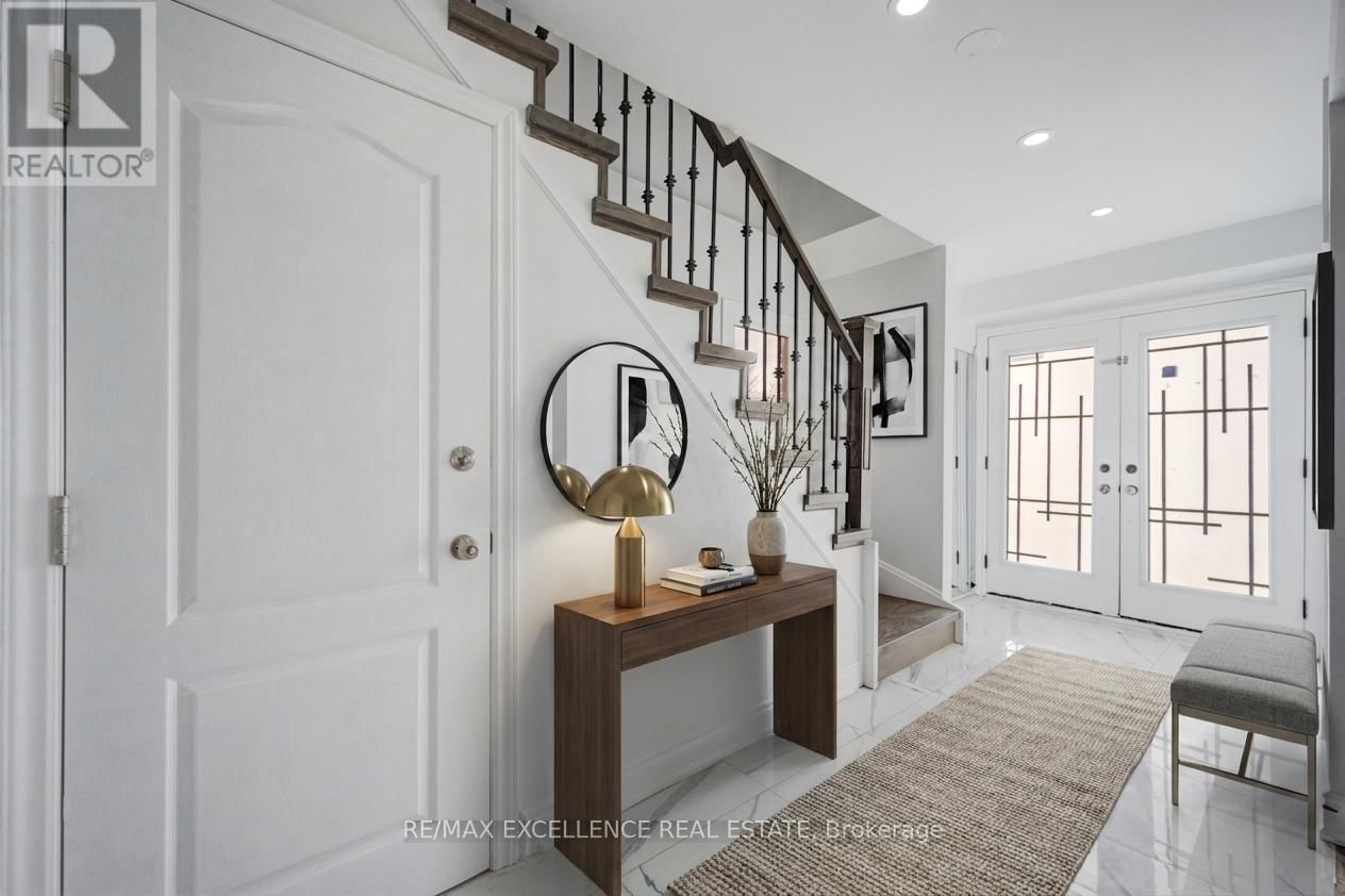 48 TRAVERSTON COURT Image 4