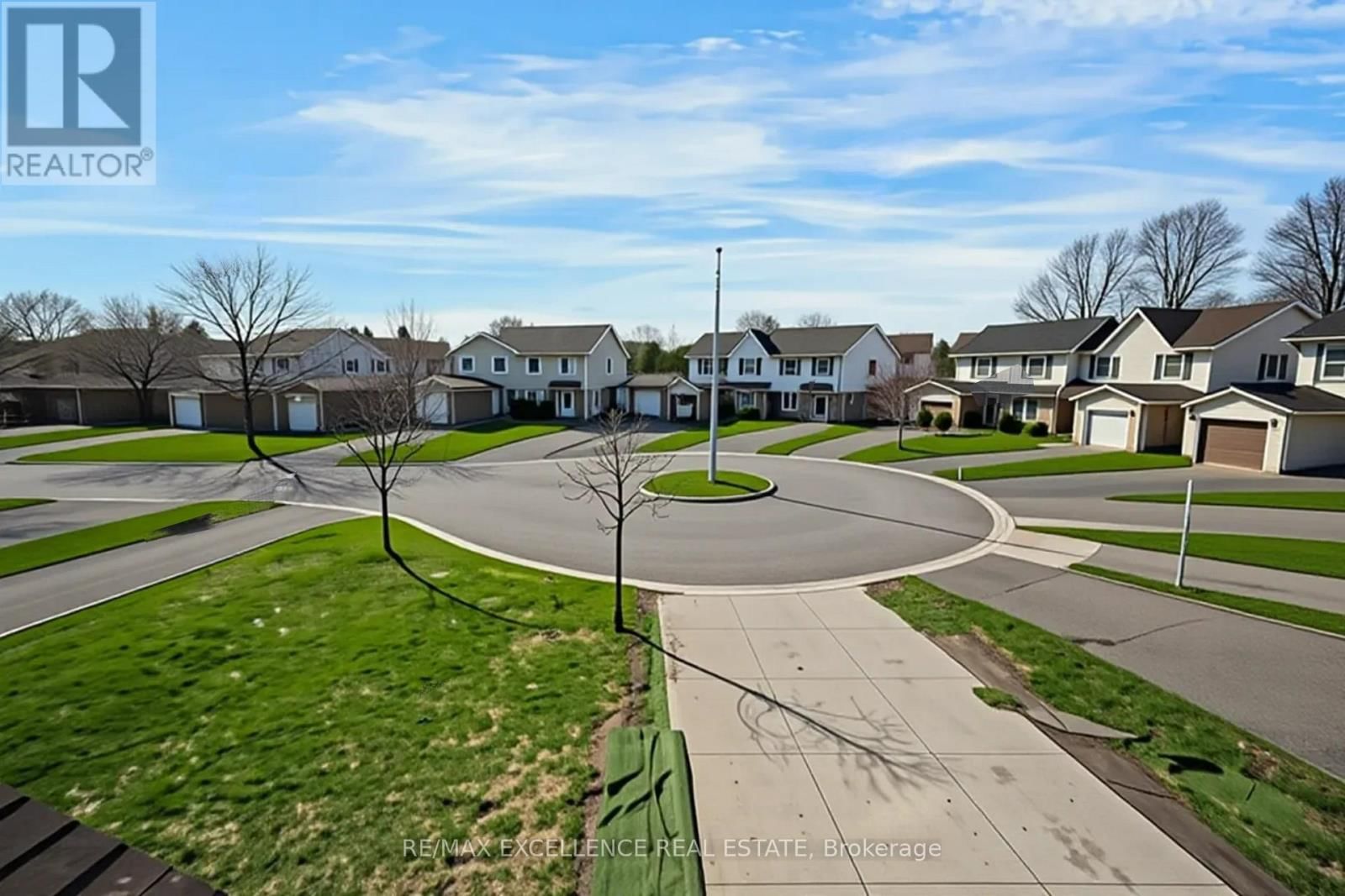 48 TRAVERSTON COURT Image 40