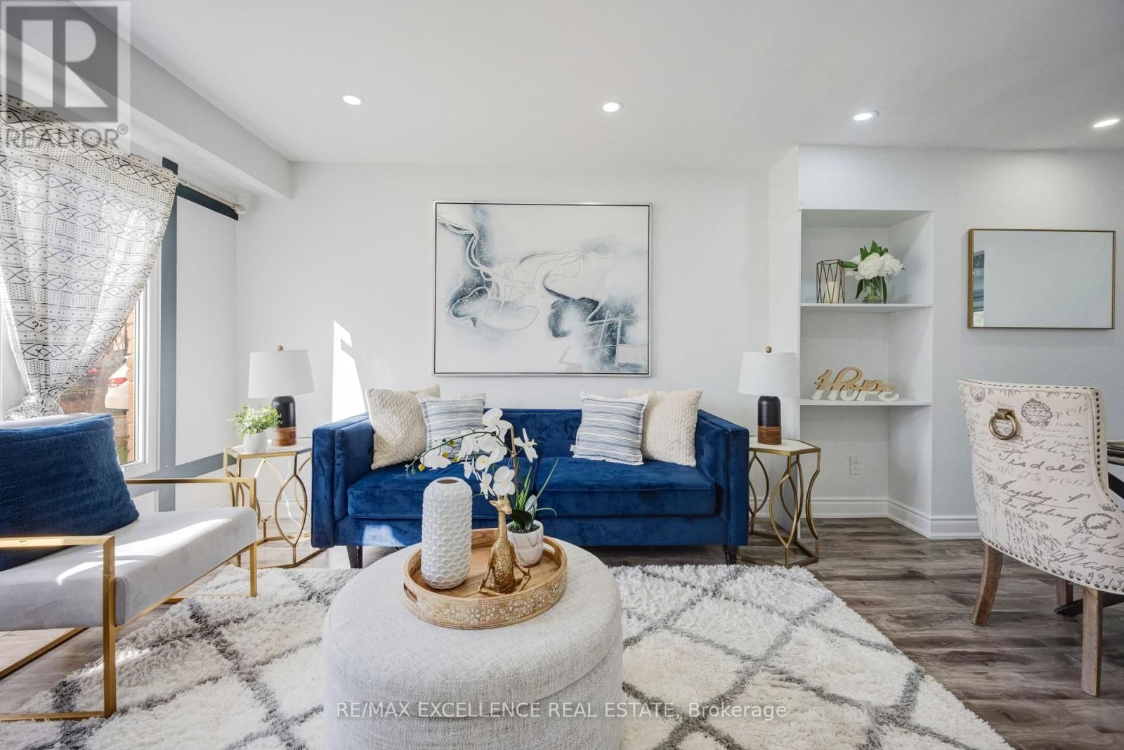 48 TRAVERSTON COURT Image 7