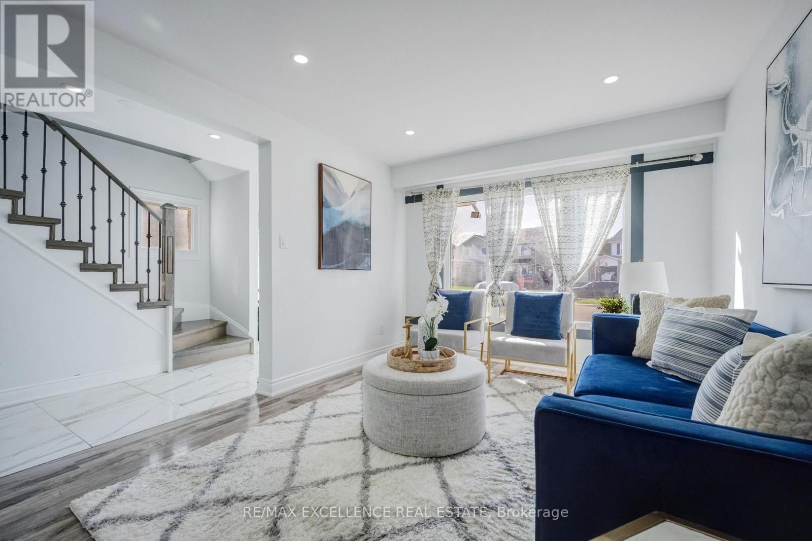 48 TRAVERSTON COURT Image 8