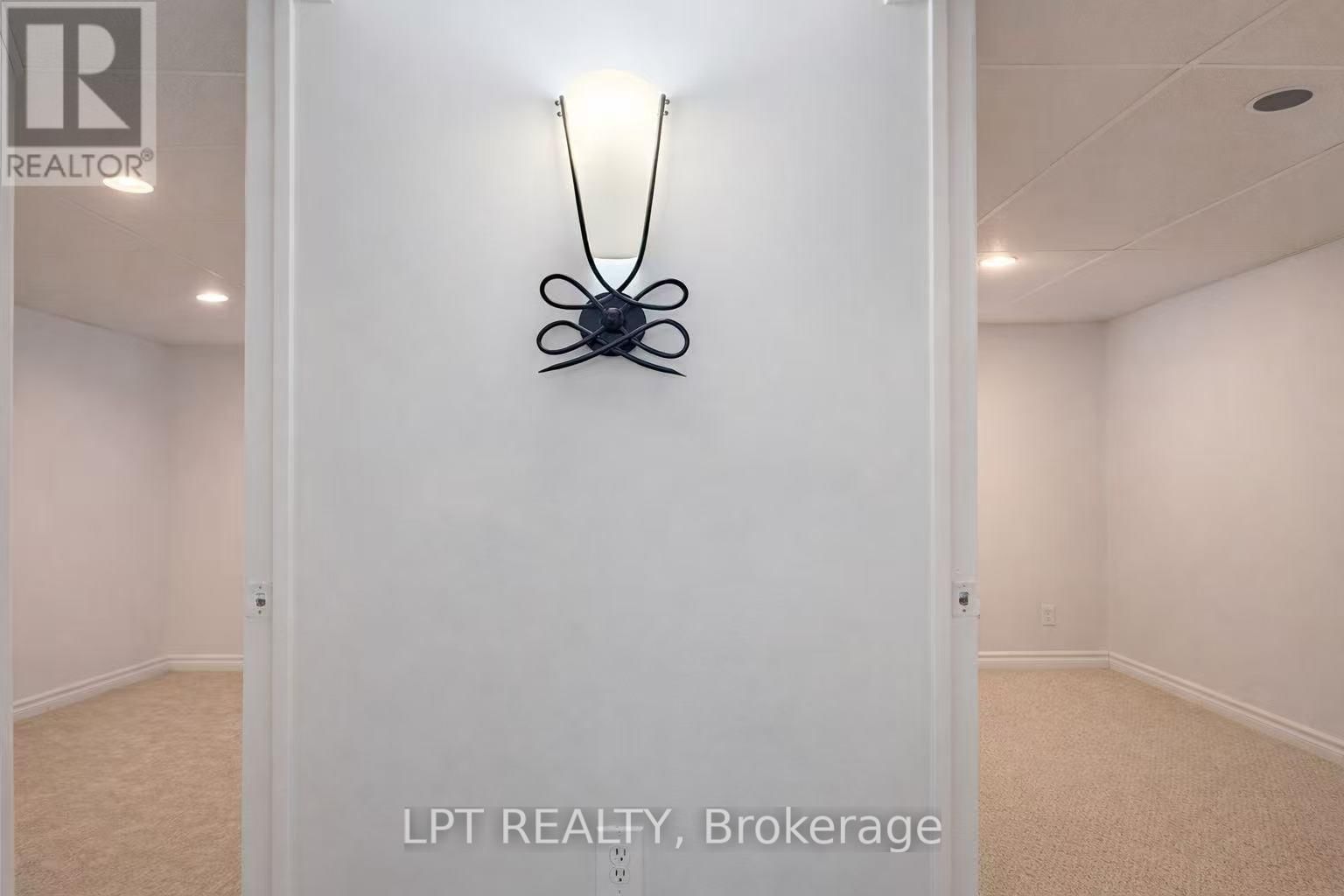 228 PINE COVE ROAD Image 17